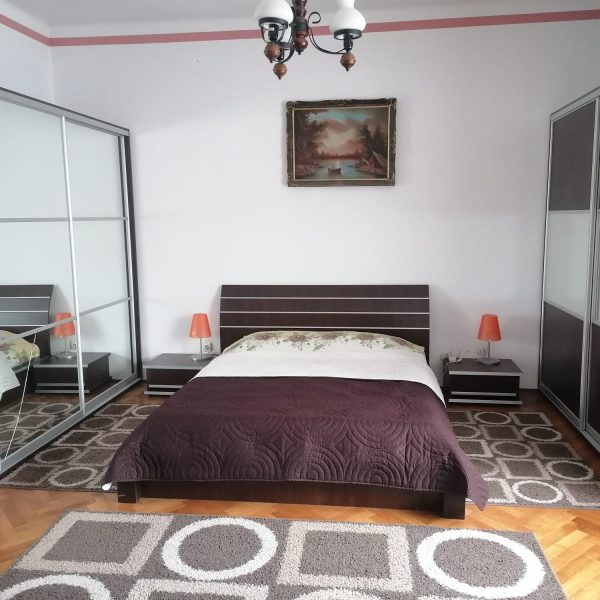 apartament camera 1